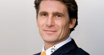 GPSoverIP lanciert jammer.net: digitales Fahrtenbuch mit OBD-Stecker, App, (Foto: GPSoverIP und Kugelmann)